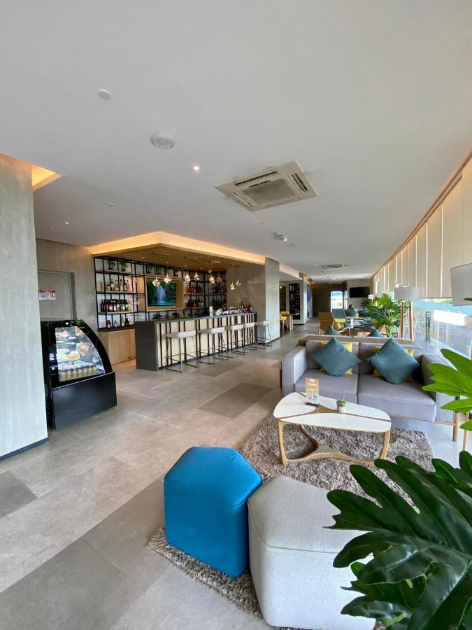 Aeon Towers Executive Suite 2Br 18Th Floor Davao City Exteriör bild